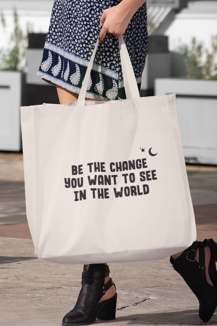 Mockup Shopping Bag mit Motiv BE THE CHANGE