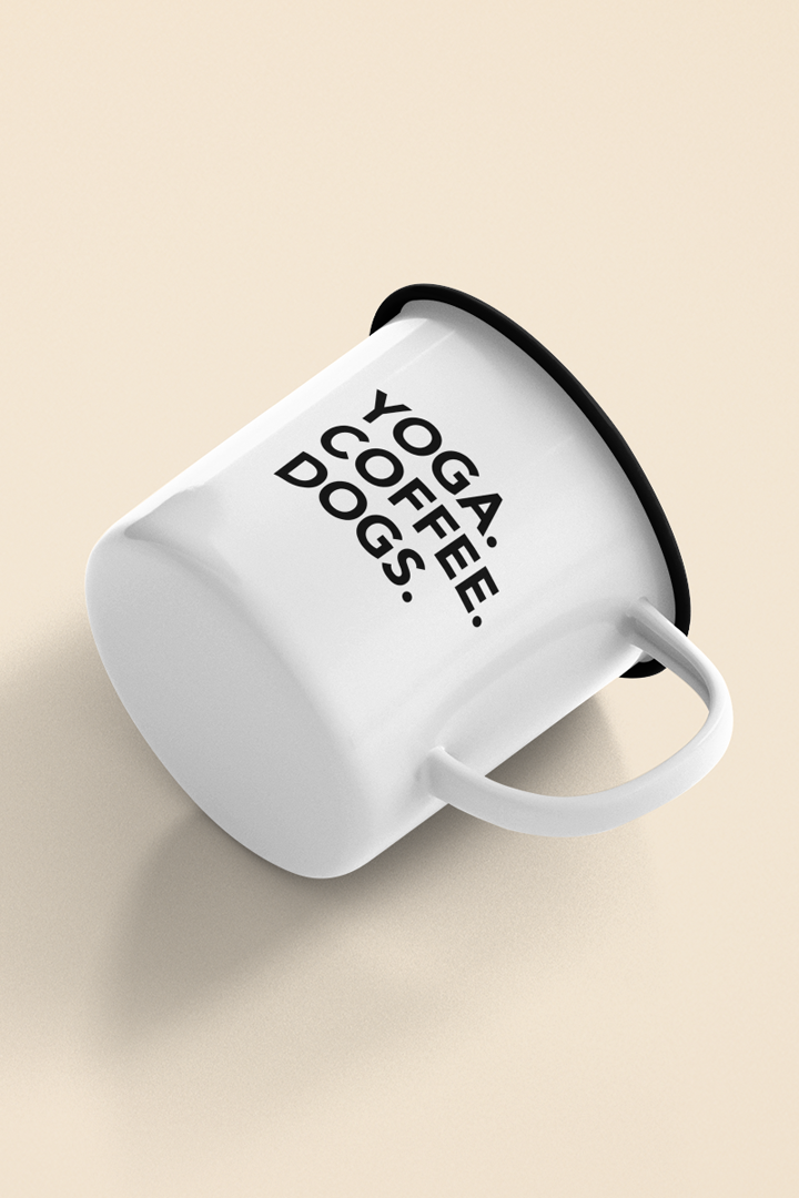 Mockup Emaille Tasse mit Motiv YOGA COFFEE DOGS